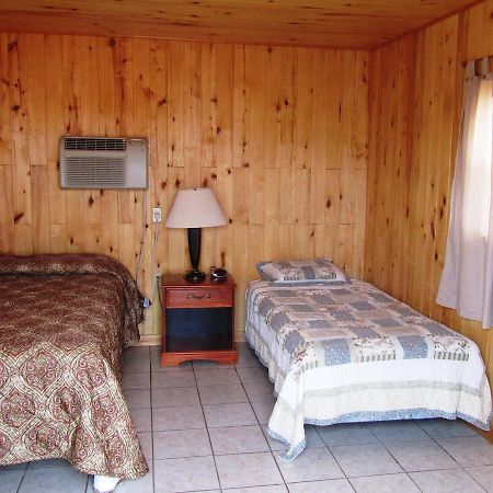 Lake Stop Resort Kearny Extérieur photo