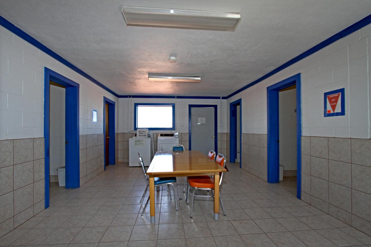 Lake Stop Resort Kearny Extérieur photo